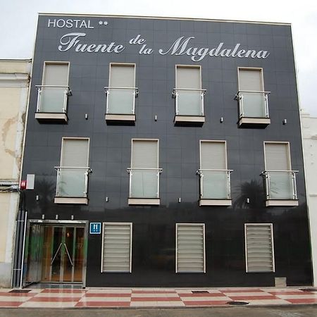 Fuente De La Magdalena Hotel Santa Amalia Luaran gambar