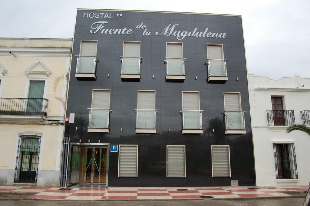 Fuente De La Magdalena Hotel Santa Amalia Luaran gambar